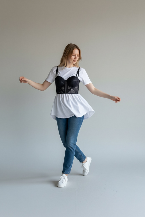 Bustier corsé negro de encaje